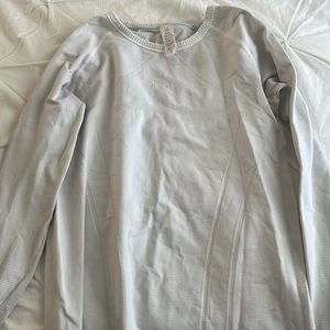 Ivivva/ Lululemon swiftly